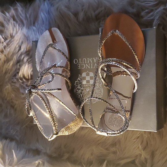 Size 7 rose gold snake flat strappy gladiator sandals. - Picture 2 of 6
